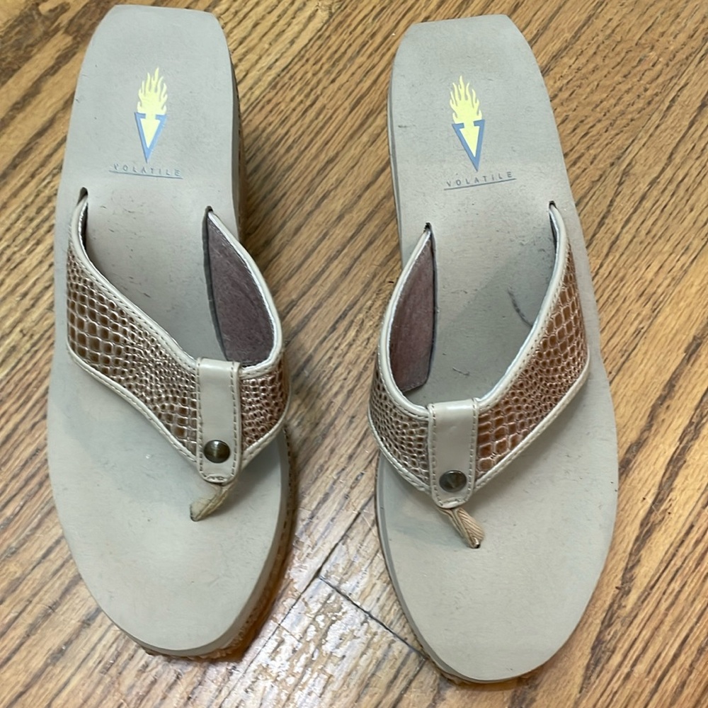 Wedge sandals